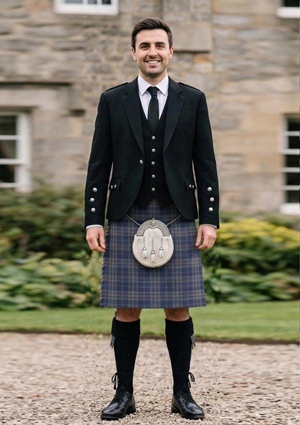 Traditional_Arran_Mist_tartan_11544_Kilt_and_Argyle_Jacket_Kilt_Outfit_front_image