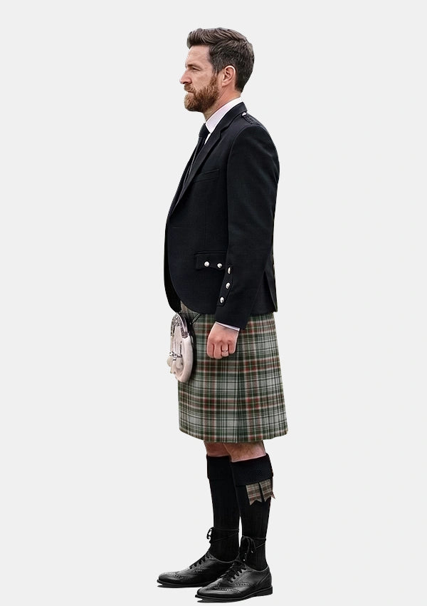 Traditional_Beckett_Beaumont_Tartan_Kilt_and_Argyle_Jacket_Kilt_Outfits_left_image