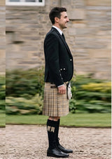 Traditional_Beige_tartan_Kilt_and_Argyle_Jacket_Kilt_Outfit_right_image