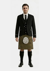 Traditional_Braveheart_tartan_7025_Kilt_and_Argyle_Jacket_Kilt_Outfits_front_image