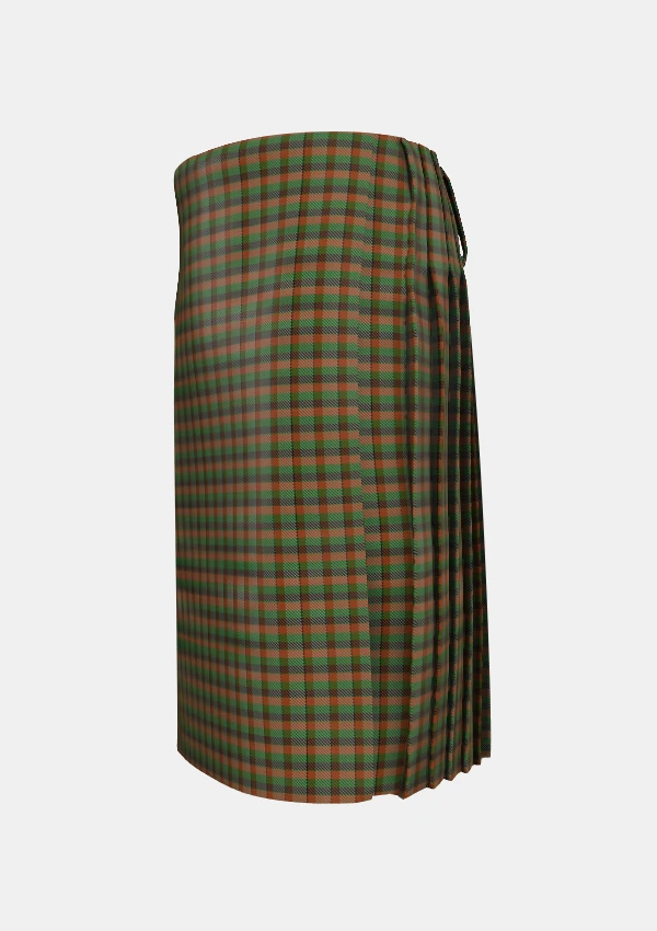 Traditional_Braveheart_tartan_left_image_with_pleated_design_and_adjustable_buckles_for_men