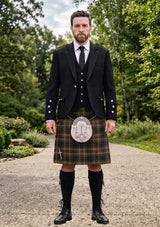 Traditional_Buchanan_Hunting_Modern_Tartan_Kilt_and_Argyle_Jacket_Kilt_Outfit_front_image