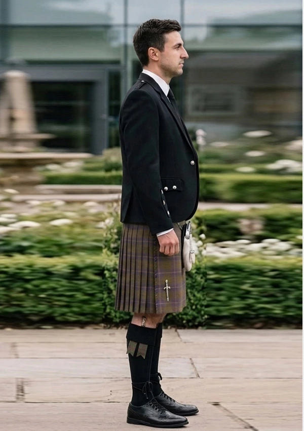 Traditional_Cameron_Of_Lochiel_Hunting_Tartan_Kilt_and_Argyle_Jacket_Kilt_Outfit_right_image