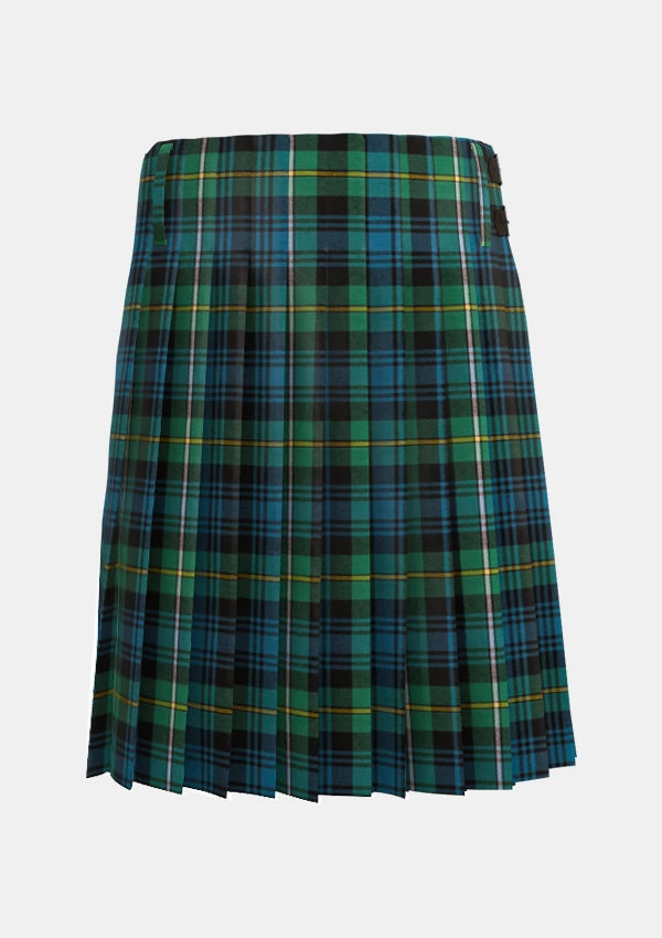 Traditional_Campbell_of_Argyll_tartan_back_image_with_pleated_design_and_adjustable_buckles_for_men