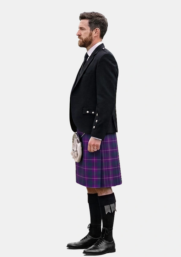 Traditional_Clans_of_Caledonia_Tartan_5923_Kilt_and_Argyle_Jacket_Kilt_Outfits_left_image