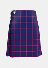 Traditional_Clans_of_Caledonia_Tartan_5923_kilt_front_image_with_pleated_design_and_adjustable_buckles_for_men