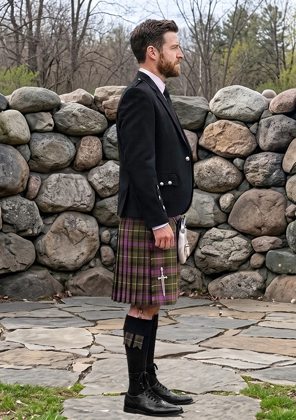 Traditional_Coffield_Limesand_Tartan_Kilt_and_Argyle_Jacket_Kilt_Outfit_right_image
