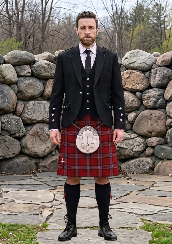 Traditional_Conroy_Tartan_1626_Kilt_and_Argyle_Jacket_Kilt_Outfit_front_image