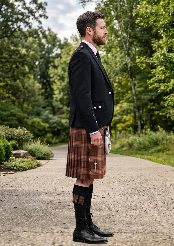 Traditional_County_Down_Tartan_Kilt_and_Argyle_Jacket_Kilt_Outfit_right_image