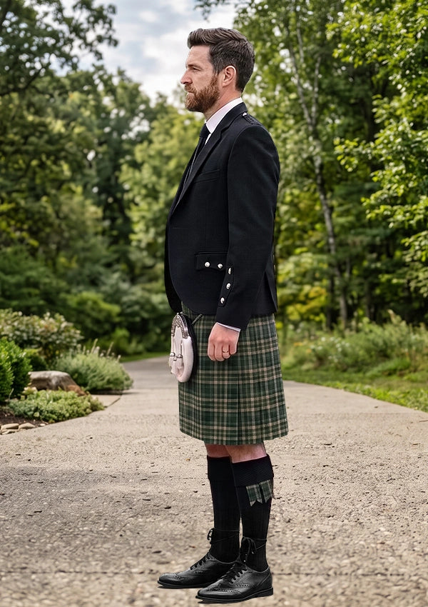 Traditional_Cox_Brian_Denis_Tartan_Kilt_and_Argyle_Jacket_Kilt_Outfit_left_image
