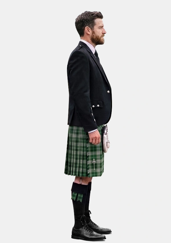 Traditional_Coyle_Mark_Tartan_12244_Kilt_and_Argyle_Jacket_Kilt_Outfits_right_image