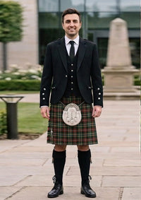 Traditional_Currie_of_Arran_Tartan_Kilt_and_Argyle_Jacket_Kilt_Outfit_front_image