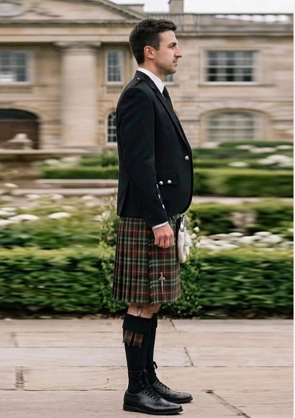 Traditional_Currie_of_Arran_Tartan_Kilt_and_Argyle_Jacket_Kilt_Outfit_right_image
