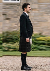 Traditional_Dark_Island_Tartan_5832_Kilt_and_Argyle_Jacket_Kilt_Outfit_right_image