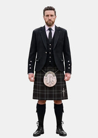 Traditional_Devlin_H_Family_Tartan_Kilt_and_Argyle_Jacket_Kilt_Outfits_front_image