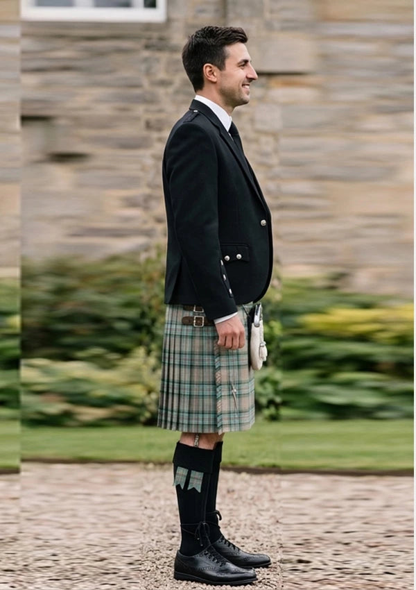 Traditional_Diana_Memorial_Rose_11460_Kilt_and_Argyle_Jacket_Kilt_Outfit_right_image
