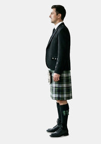 Traditional_Dress_Gordon_tartan_Kilt_and_Argyle_Jacket_Kilt_Outfits_left_image