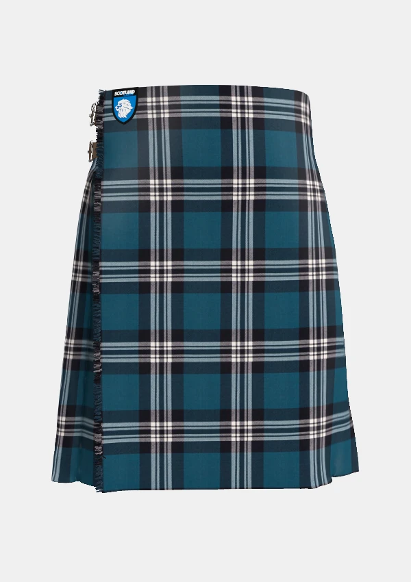 Traditional_Earl_of_St_Andrews_tartan_front_image_with_pleated_design_and_adjustable_buckles_for_men
