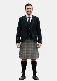 Traditional_Falkirk_Tartan_2347_Kilt_and_Argyle_Jacket_Kilt_Outfits_front_image