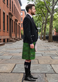 Traditional_Glenlivet_Tartan_193_Kilt_and_Argyle_Jacket_Kilt_Outfit_right_image