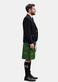 Traditional_Glenlivet_Tartan_193_Kilt_and_Argyle_Jacket_Kilt_Outfits_right_image