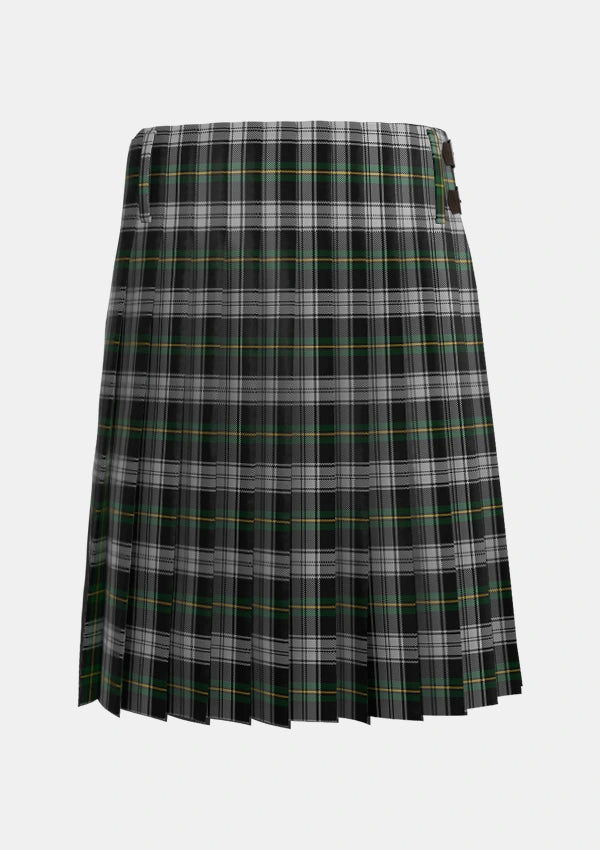 Traditional_Gordon_Dress_5_Tartan_1831_kilt_back_image_with_pleated_design_and_adjustable_buckles_for_men