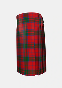 Traditional_Grant_Vestiarium_Scoticum_Tartan_1399_kilt_left_image_with_pleated_design_and_adjustable_buckles_for_men