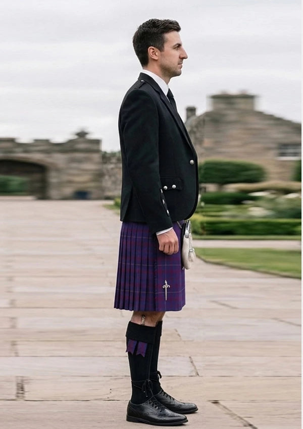 Traditional_Highland_Cathedral_Tartan_6136_Kilt_and_Argyle_Jacket_Kilt_Outfit_right_image