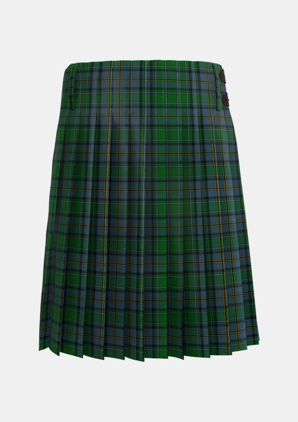 Traditional_Hope_Vere_Lochcarron_Tartan_7736_kilt_back_image_with_pleated_design_and_adjustable_buckles_for_men