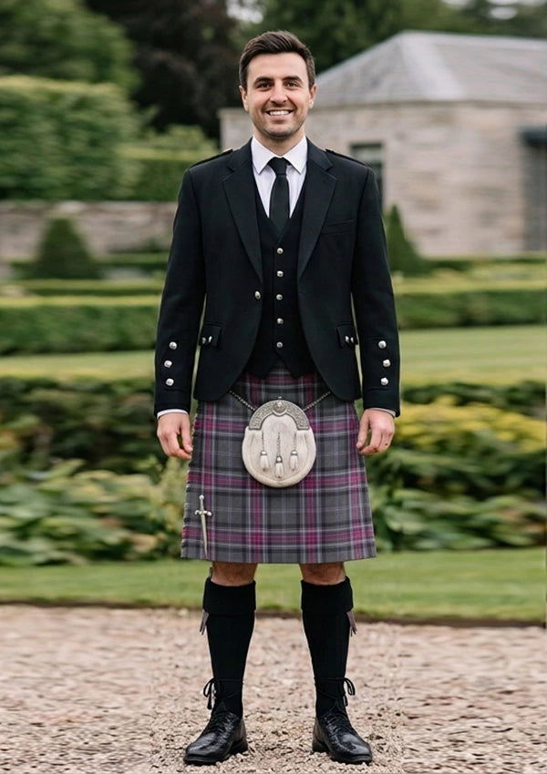 Traditional_Islay_Mist_tartan_12611_Kilt_and_Argyle_Jacket_Kilt_Outfit_front_image
