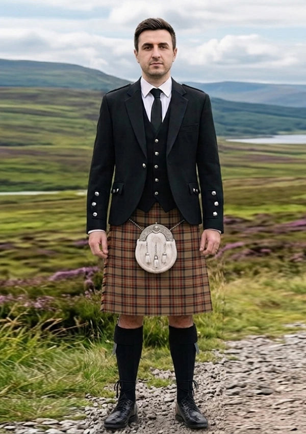 Traditional_Islay_Tartan_5280_Kilt_and_Argyle_Jacket_Kilt_Outfit_front_image