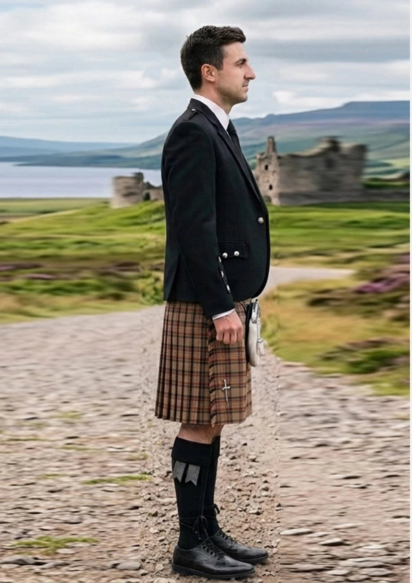 Traditional_Islay_Tartan_5280_Kilt_and_Argyle_Jacket_Kilt_Outfit_right_image