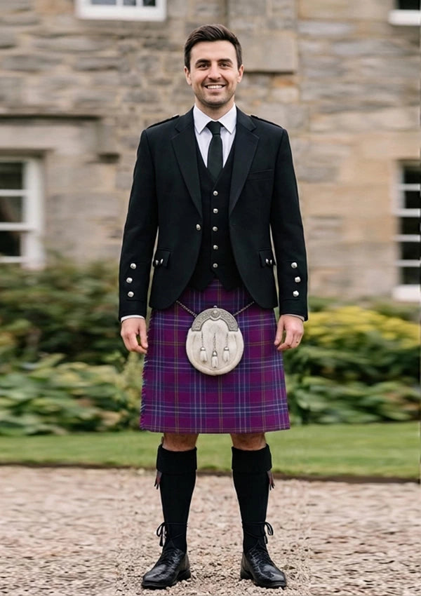 Traditional_Jackson_tartan_6317_Kilt_and_Argyle_Jacket_Kilt_Outfit_front_image