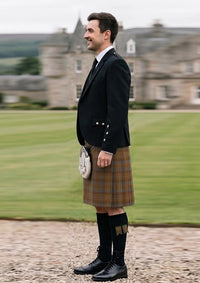 Traditional_Jardine_Tartan_1432_Kilt_and_Argyle_Jacket_Kilt_Outfit_left_image
