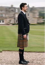 Traditional_Jardine_Tartan_1432_Kilt_and_Argyle_Jacket_Kilt_Outfit_right_image