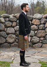 Traditional_Johnstone_Weathered_Tartan_Kilt_and_Argyle_Jacket_Kilt_Outfit_right_image