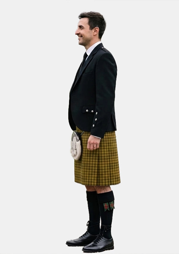 Traditional_Lauder_tartan_1718_Kilt_and_Argyle_Jacket_Kilt_Outfits_left_image