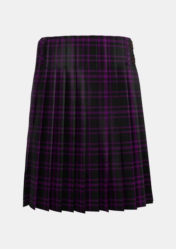 Traditional_Leonard_Hunting_Tartan_5417_kilt_back_image_with_pleated_design_and_adjustable_buckles_for_men