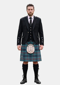 Traditional_Lochness_Tartan_Kilt_and_Argyle_Jacket_Kilt_Outfits_front_image