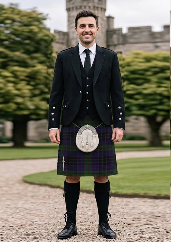 Traditional_Lumsden_Hunting_tartan_2366_Kilt_and_Argyle_Jacket_Kilt_Outfit_front_image