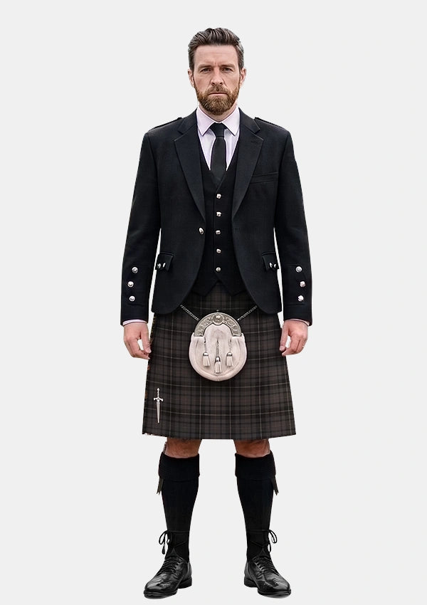 Traditional_MacInnes_Homecoming_Tartan_7815_Kilt_and_Argyle_Jacket_Kilt_Outfits_front_image