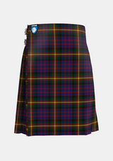 Traditional_MacSporran_Tartan_kilt_front_image_with_pleated_design_and_adjustable_buckles_for_men
