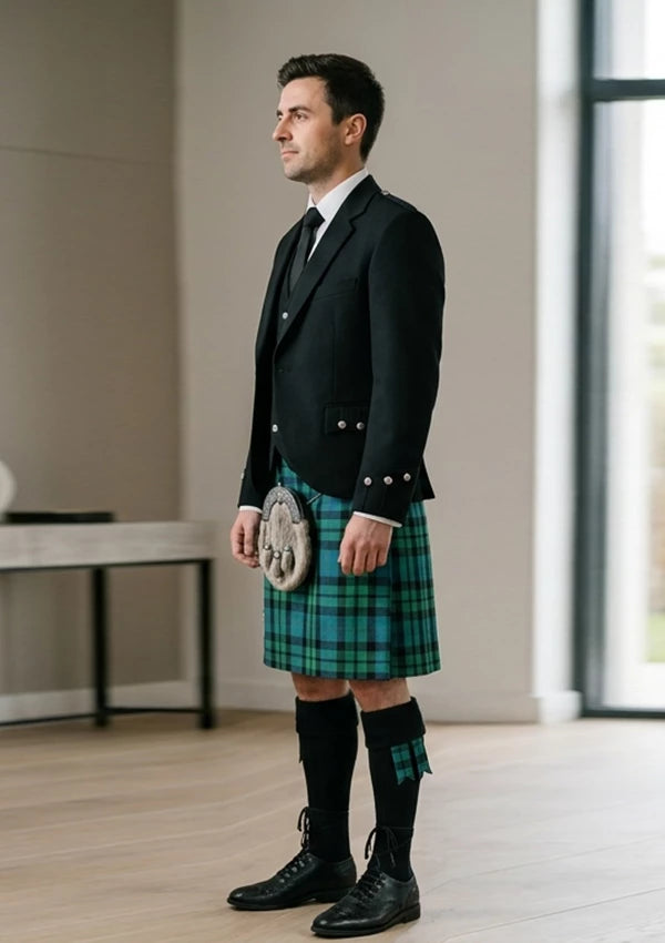 Traditional_Mackay_Ancient_Tartan_Kilt_and_Argyle_Jacket_Kilt_Outfit_left_image