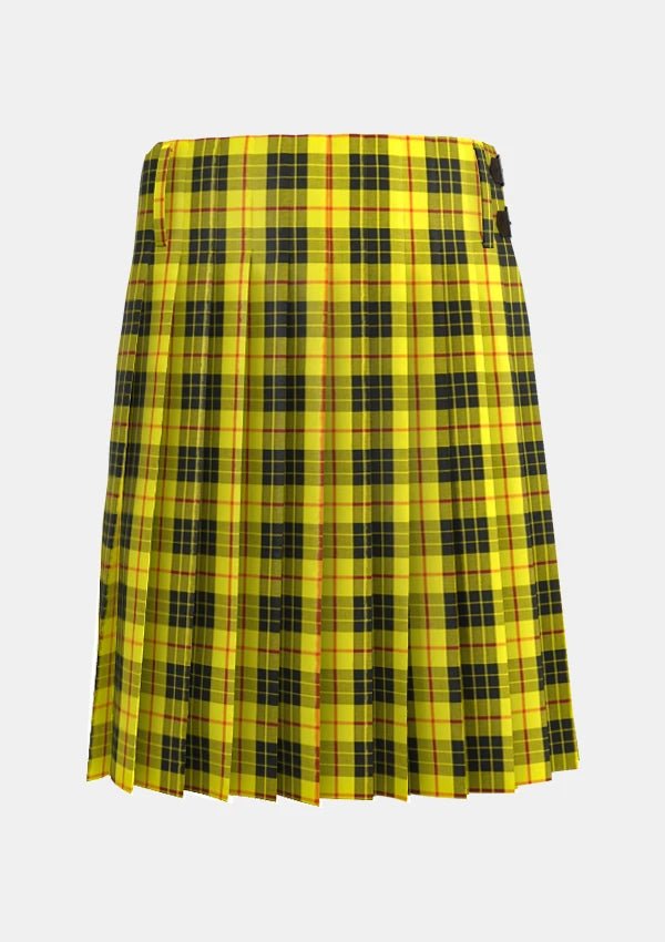 Traditional_Macleod_of_Lewis_tartan_1272_back_image_with_pleated_design_and_adjustable_buckles_for_men