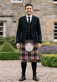 Traditional_Macpherson_Hunting_tartan_547_Kilt_and_Argyle_Jacket_Kilt_Outfit_front_image
