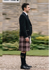 Traditional_Macpherson_Hunting_tartan_547_Kilt_and_Argyle_Jacket_Kilt_Outfit_right_image