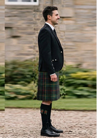 Traditional_Malcolm_tartan_5696_Kilt_and_Argyle_Jacket_Kilt_Outfit_right_image