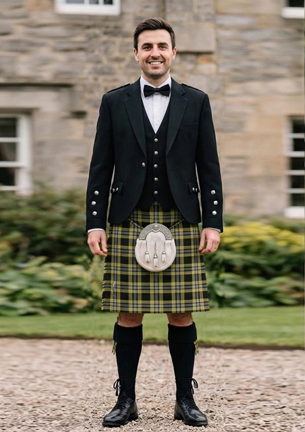 Traditional_McIntyre_Collegium_tartan_12730_Kilt_and_Argyle_Jacket_Kilt_Outfit_front_image