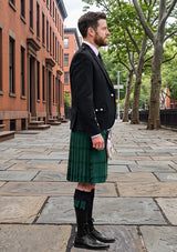 Traditional_Montgomerie_Tartan_692_Kilt_and_Argyle_Jacket_Kilt_Outfit_right_image