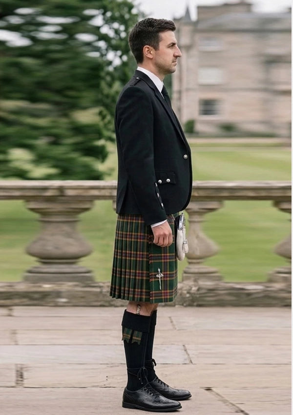 Traditional_Moran_Family_Ubique_Tartan_Kilt_and_Argyle_Jacket_Kilt_Outfit_right_image